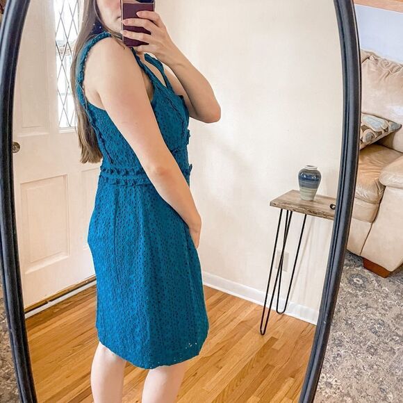 Lilly Pulitzer Kaylee Shift Dress Petite Petal Eyelet - Picture 3 of 8